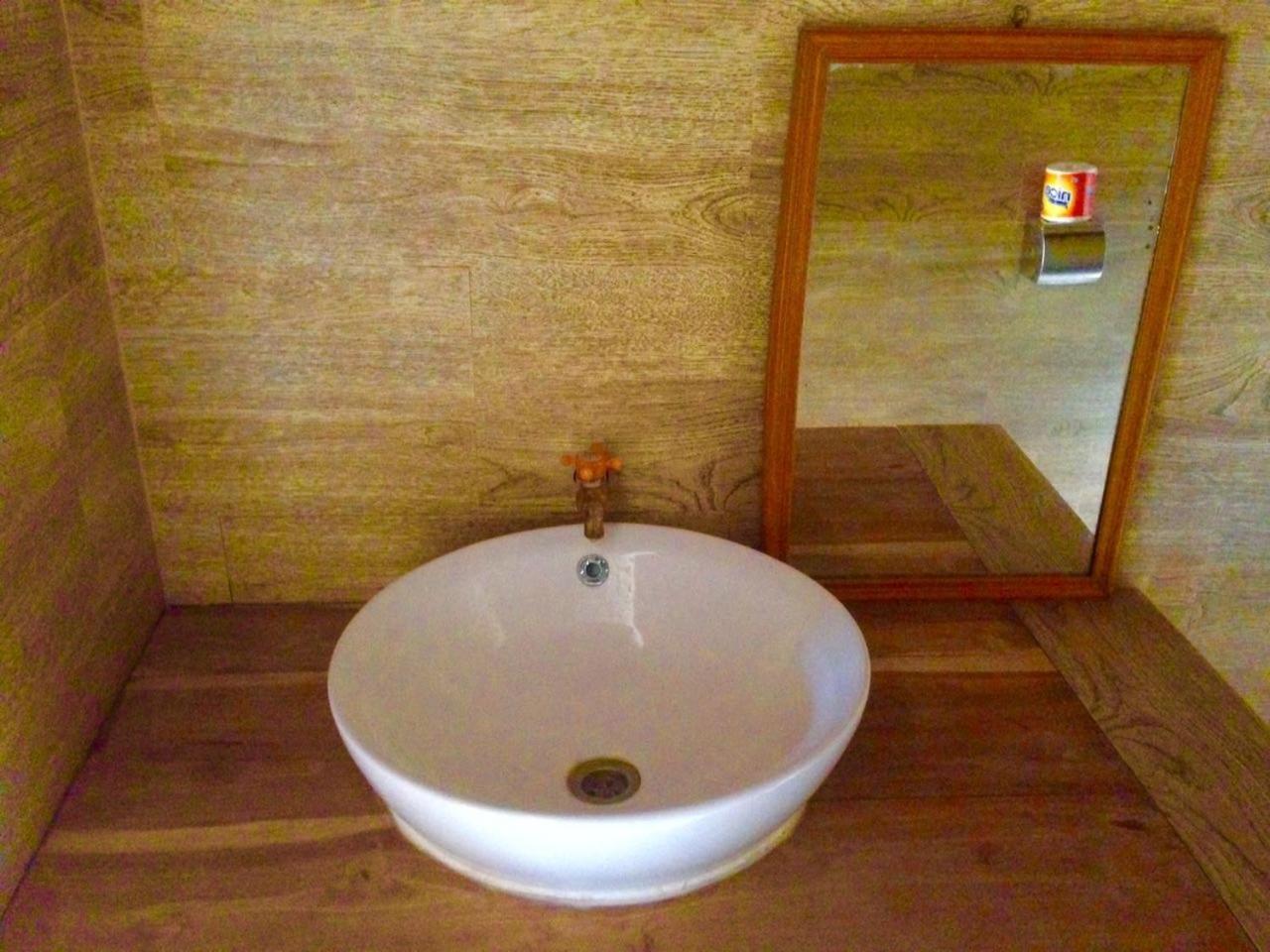 Lakey Beach Inn Hotel Huu Dış mekan fotoğraf